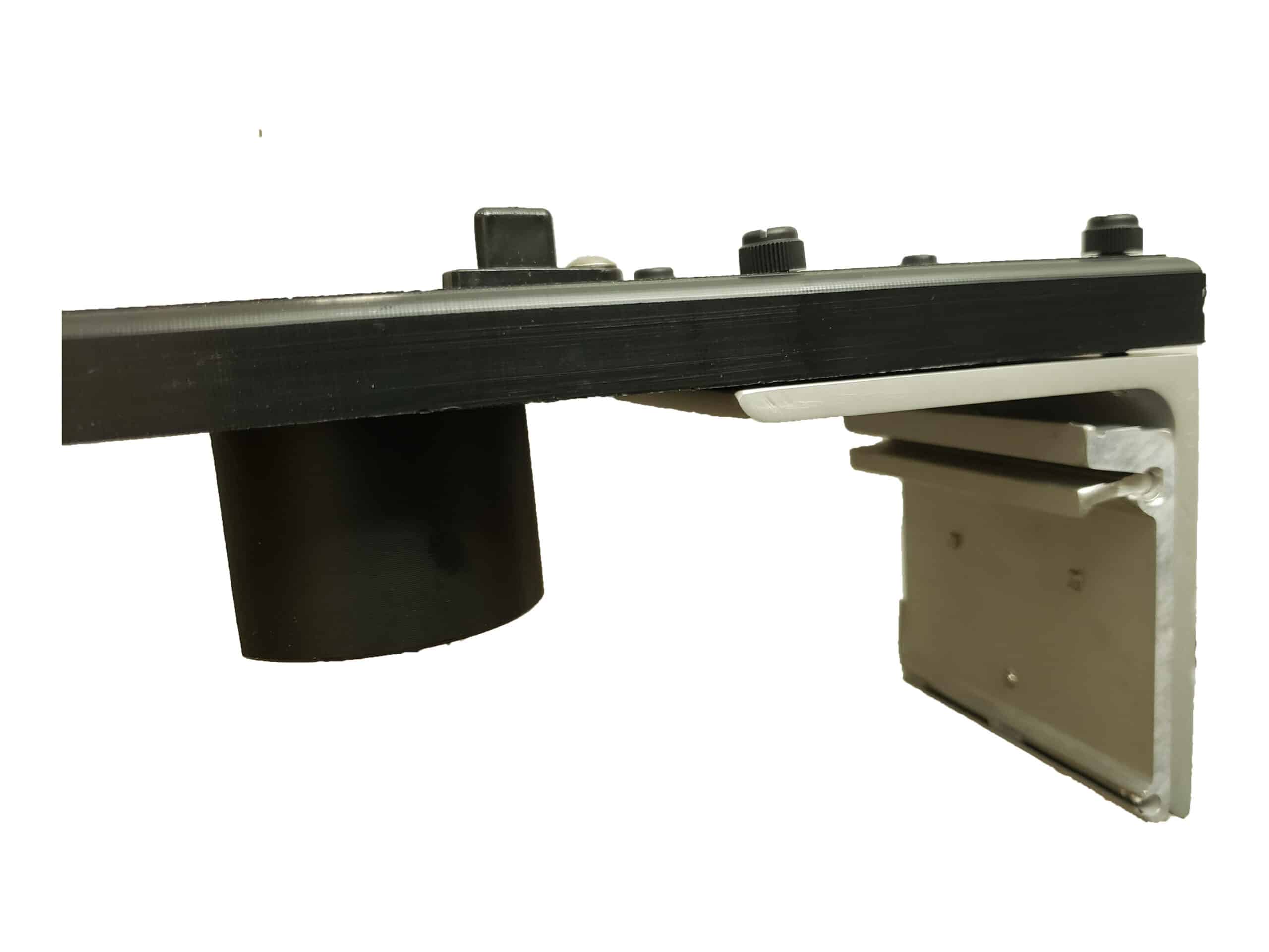 Crestliner Boat - SureMount Rail Baseplate Mounting