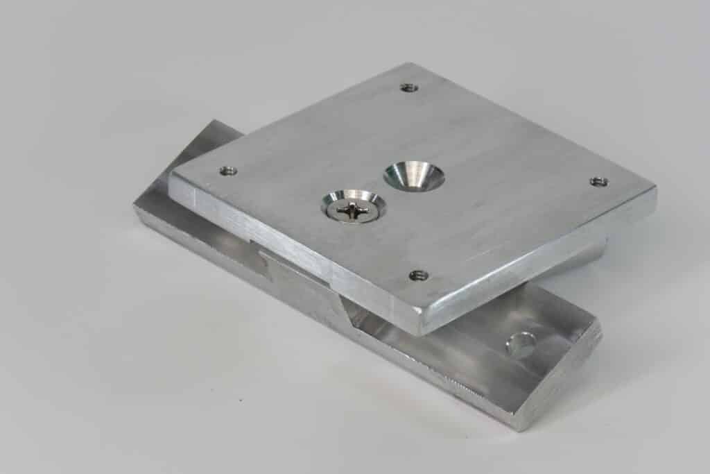 Mounting Bracket Sea Ark 22 degree rail