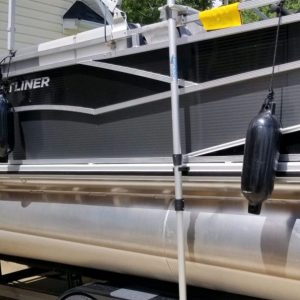 Scanning sonar at the console of a pontoon