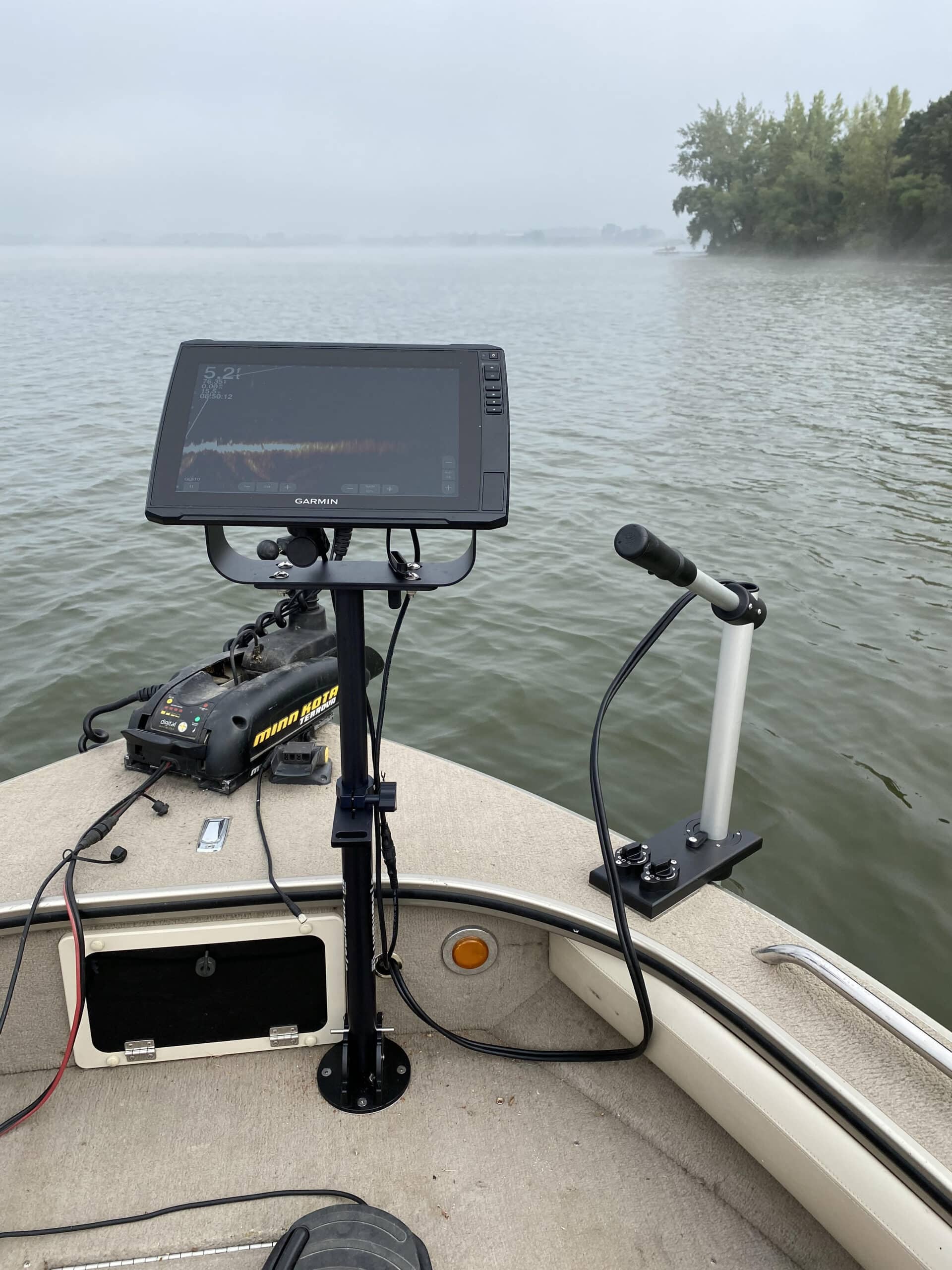 Tracker Boat - Trolling Motor Deck Baseplate Mounting